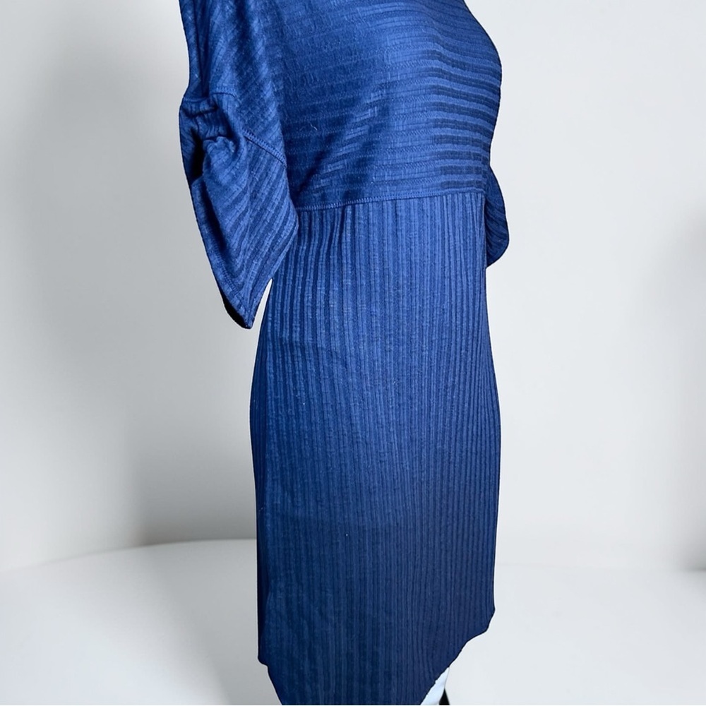 Max Studio Navy Textured Knit Dress Medium Boho Casual Ribbed Tunic NWT MSRP $98 - Picture 3 of 11